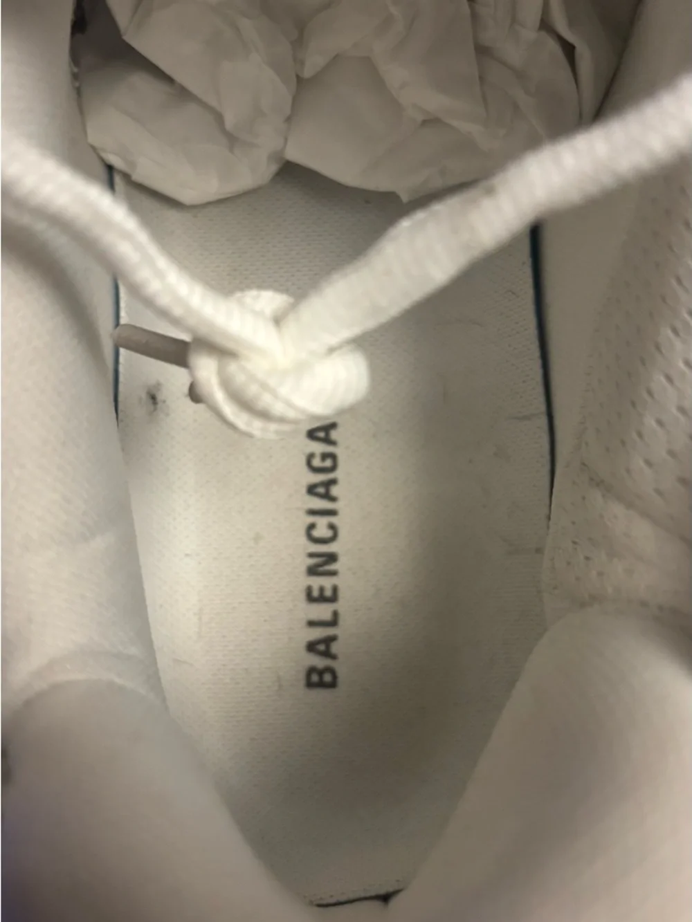 Balenciaga Runners ‘White’ - Picture 8 of 11